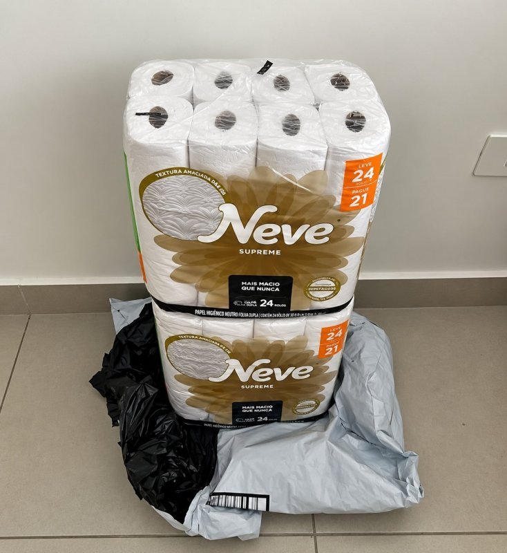 Neve Papel Higiênico Supreme Folha Tripla, 20m, Leve 24 Pague 21 Rolos