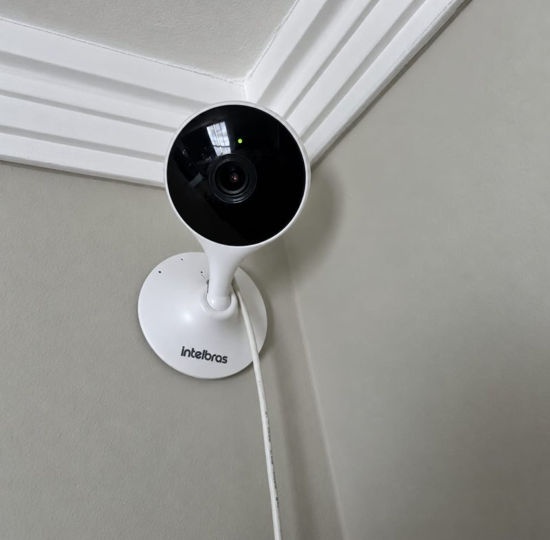 Câmera Inteligente Interna Wi-fi Full HD iM3 C Intelbras