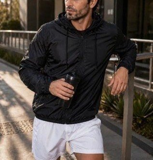 Jaqueta Corta Vento Masculina Impermeável Capuz Zíper Bolso (P ao G3)