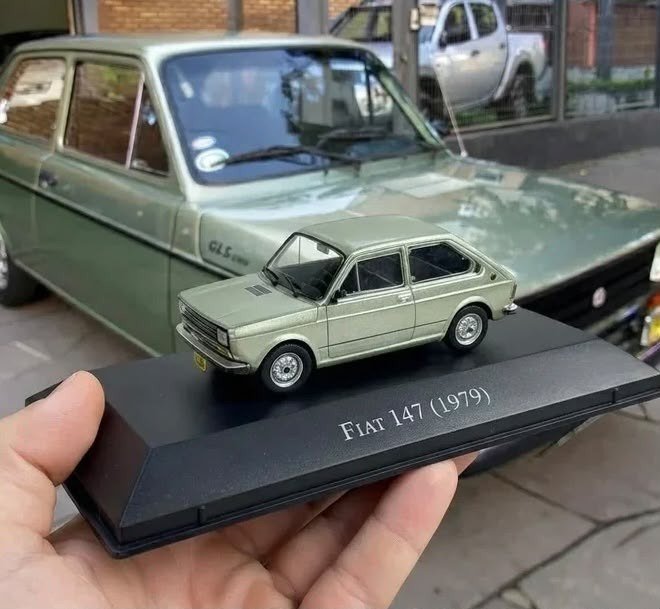 Carro Miniatura Fiat 147 1979 1:43 Luppa Colecionável Metal Série 40 + Frete Grátis