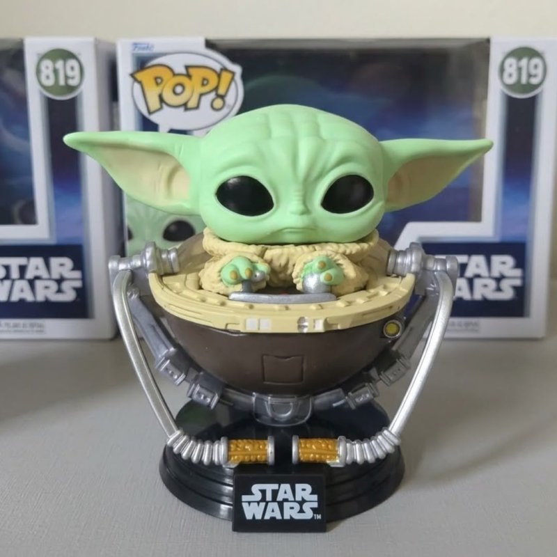 Boneco Funko Pop! Mandalorian E Grogu - Grogu No Carrinho + Frete Grátis