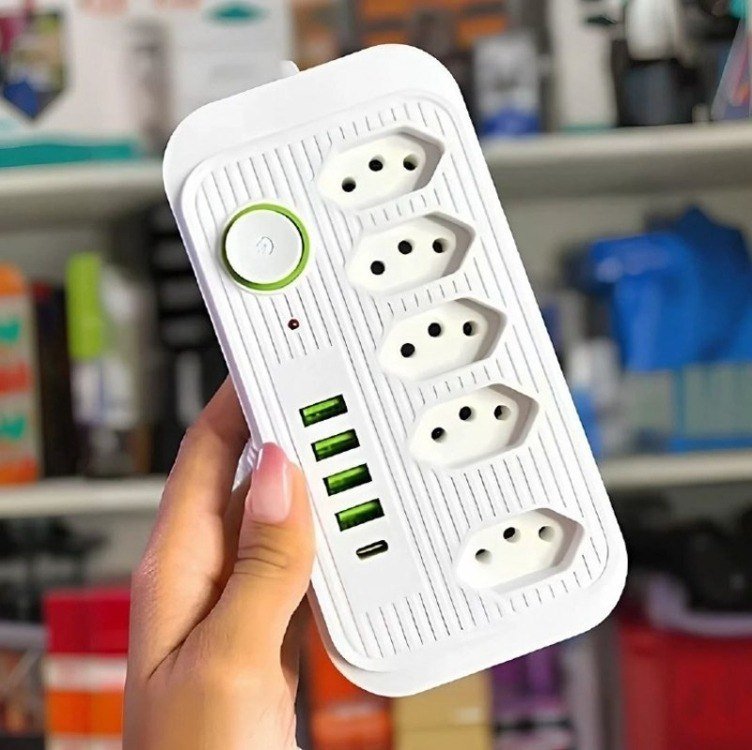 Extensão 5 Tomadas E 3 Usb 1 Pd Led Power Bivolt + Frete Grátis