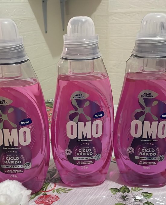 Lava-Roupas Líquido Omo Ciclo Rápido Ação Cuidado Frasco 750ml