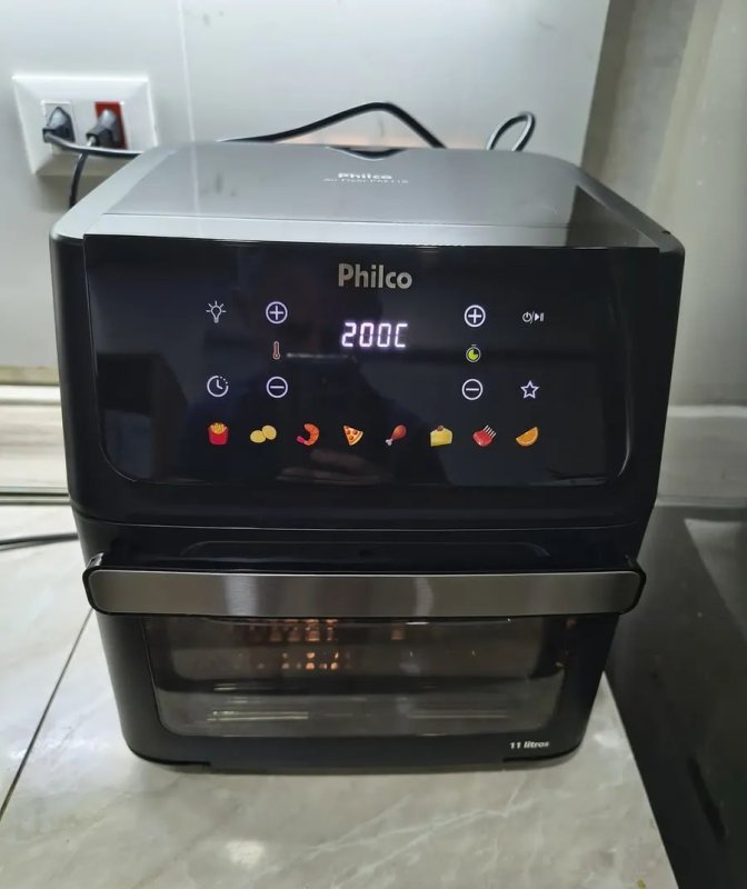 Fritadeira Air Fryer Oven Britânia 11 Litros 8 Funções 1800w