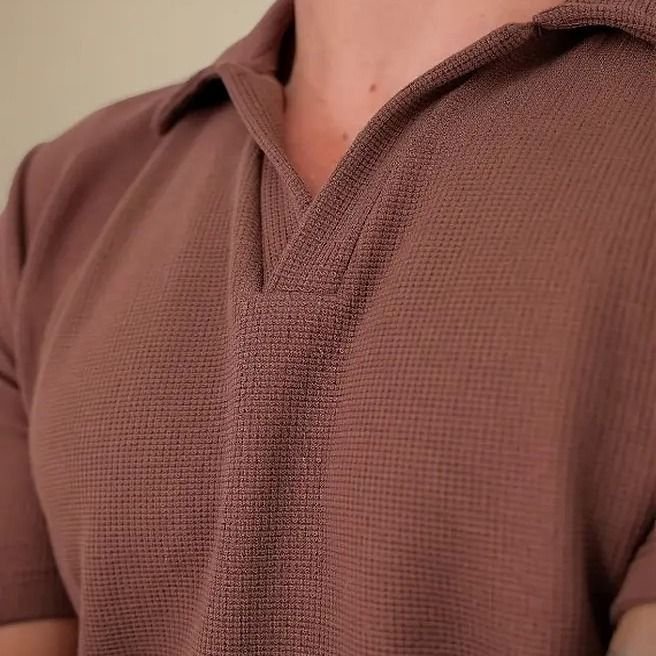 Polo Sem Botão Masculina Minimalista Com Tecido Texturizado (P ao GG)