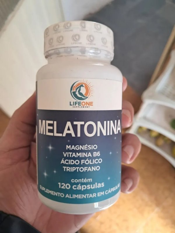 Life One Melatonina + Triptofano Magnésio Metilfolato e Vitamina B6 120 Cápsulas