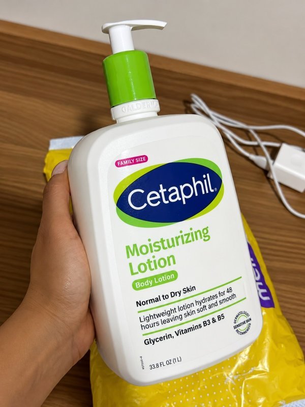 Cetaphil Loção Hidratante Corporal e Facial, 1 litro