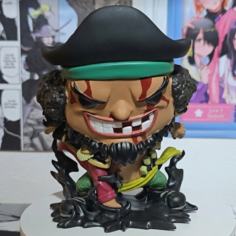 Boneco Funko Pop! Exclusivo One Piece - Barba Negra