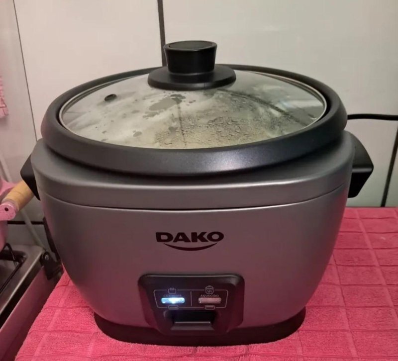 Panela De Arroz Elétrica Dako 700w 4 Litros - 220v