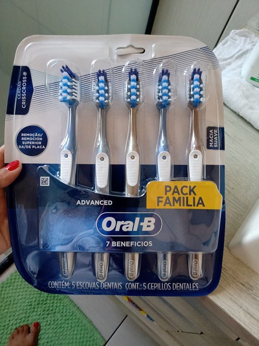 Oral-B Escova de Dente 7 Benefícios pack família