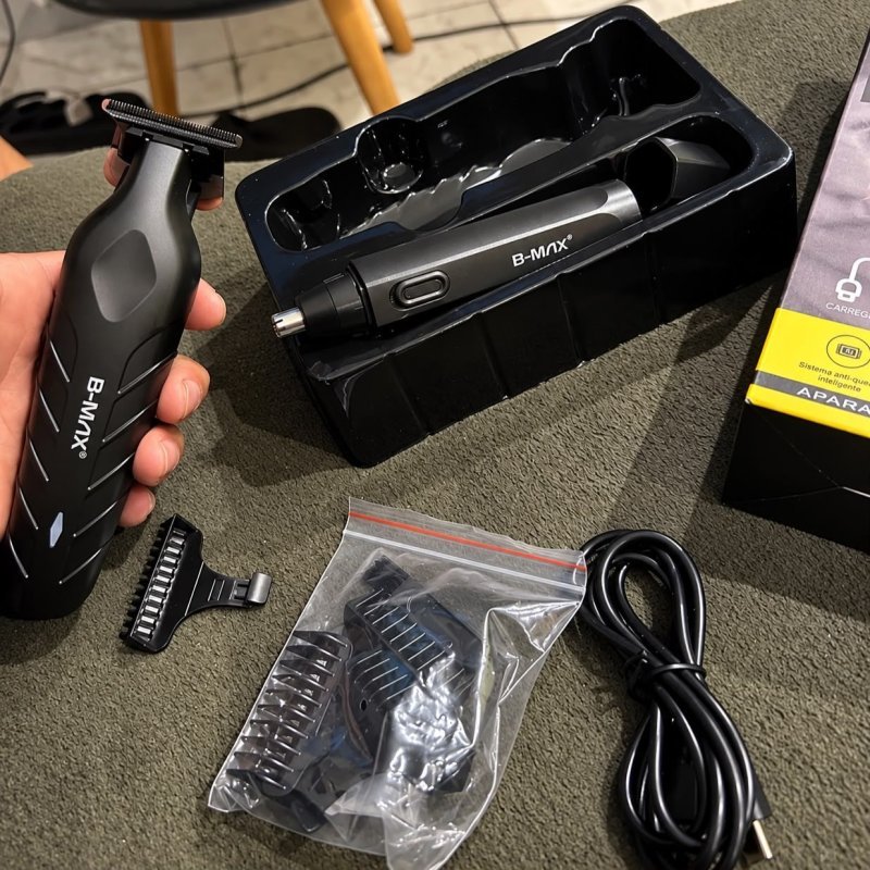 Máquina De Corte Profissional Com Aparador De Nariz