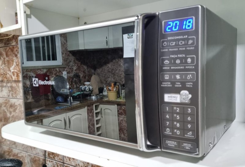 Micro-ondas Electrolux Inox Espelhado, 27L MS37R 127V