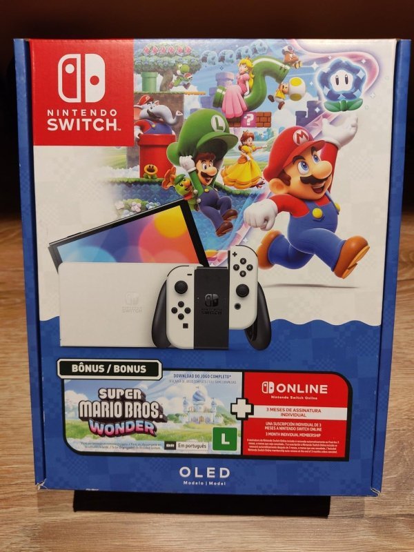 Bundle Nintendo Switch OLED + Super Mario Bros Wonder + 3 Meses de Assinatura Nintendo Switch Online