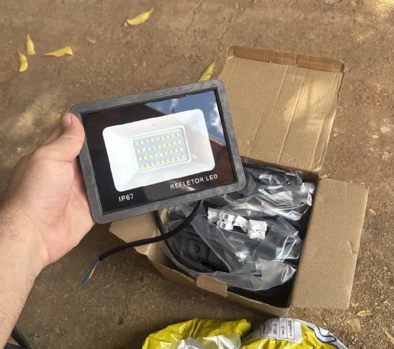 Kit 2 Refletor Led 200w Holofote Bivolt