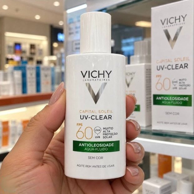 Vichy Capital Soleil UV-Clear Protetor Solar Facial Antioleosidade e Antiacne Sem Cor Toque Seco FPS 60 40G