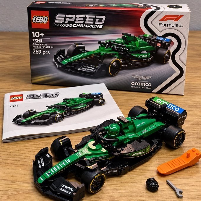 Lego Speed Champions Aston Martin Aramco F1 269 peças + Frete Grátis