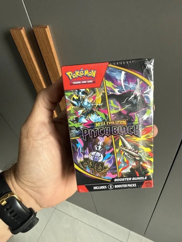 Pokémon TCG: Megaevolution Pitch Black Booster - Inglês + Frete Grátis