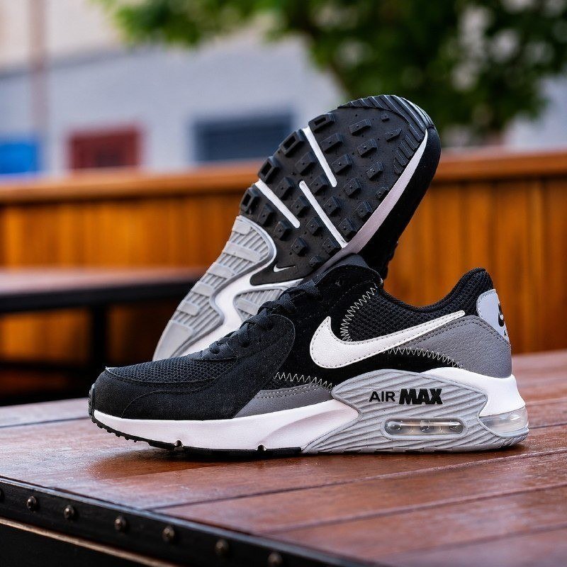 Tênis Nike Air Max Excee