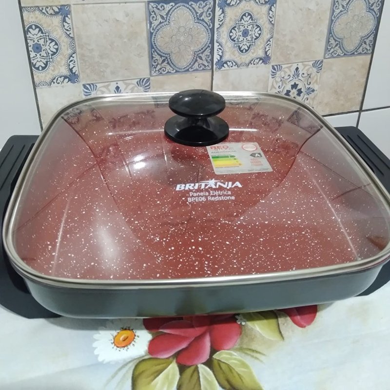 Panela Elétrica BPE06 Redstone 127V Britânia
