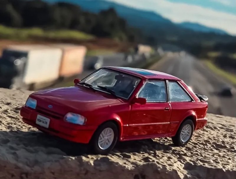 Ford Escort XR3 (1990) - Ed 23 + Frete Grátis