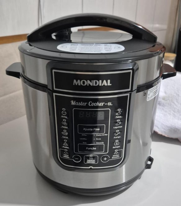 Panela de Pressão Elétrica Digital Mondial 6L 110v