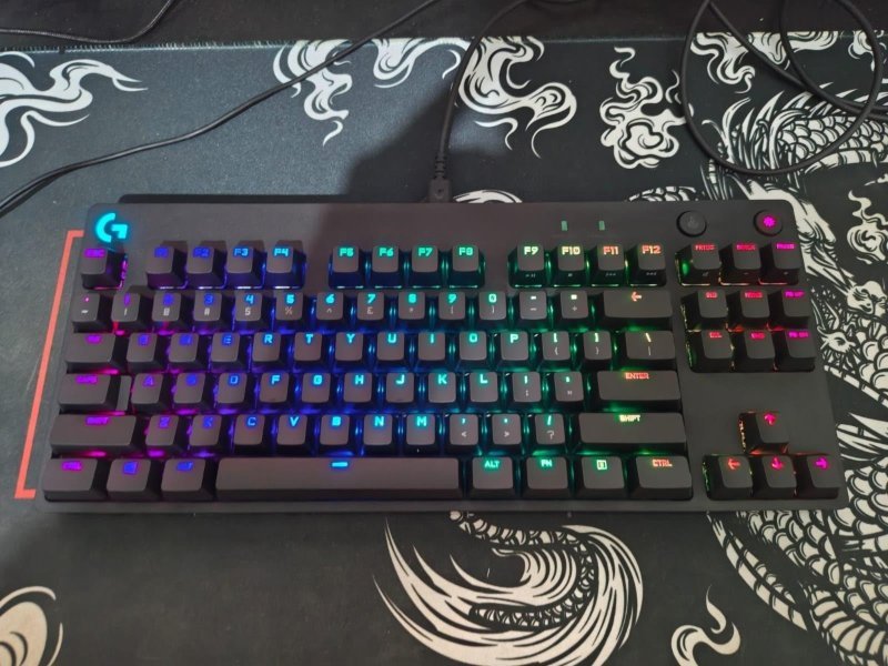 Teclado Mecânico Gamer Logitech G PRO TKL RGB LIGHTSYNC + Frete Grátis