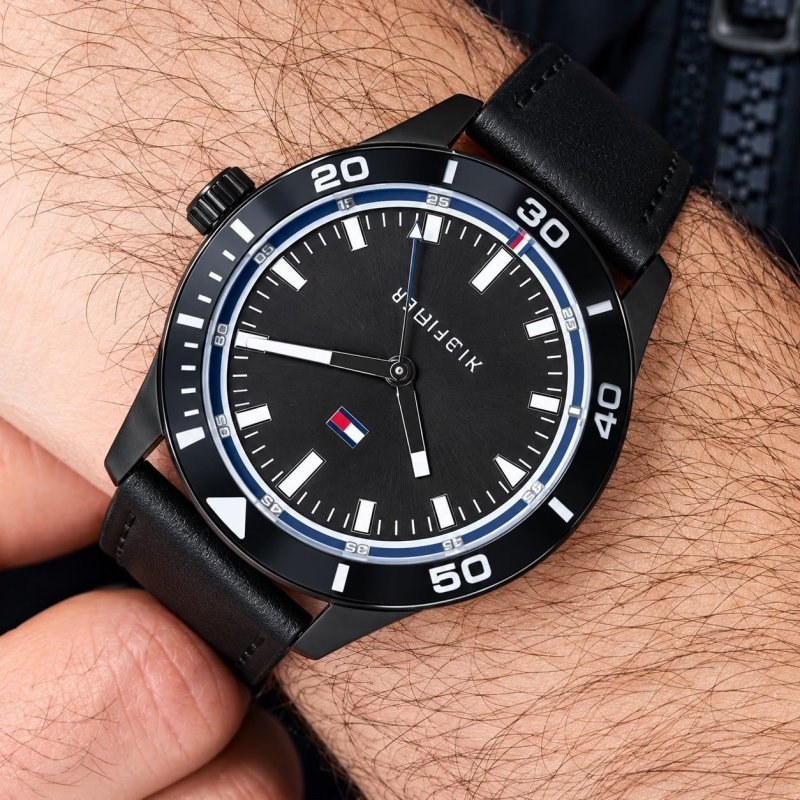 Relógio Tommy Hilfiger Toc em Couro Preto 1791819