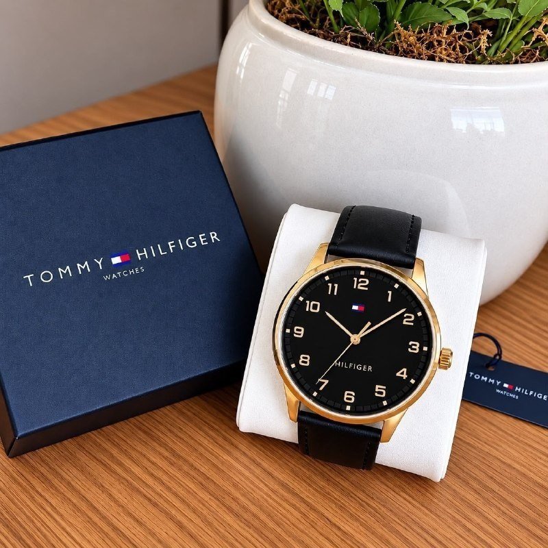 Relógio Tommy Hilfiger Th Essentials Masculino Em Couro Pret Preto