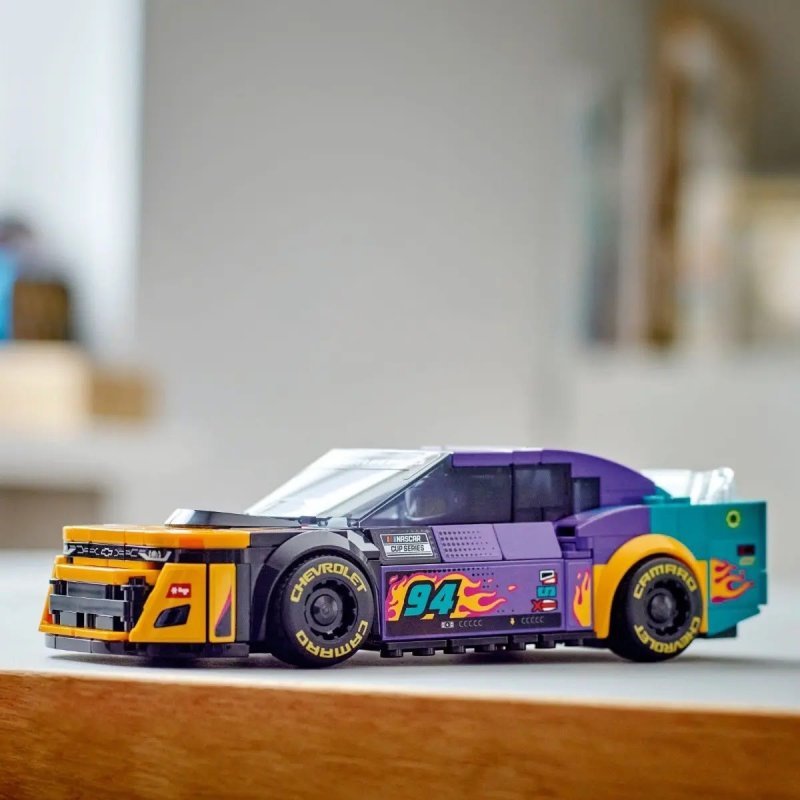 LEGO DO CAMARO ZL1 NASCAR