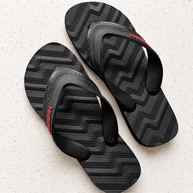 Havaianas Track Waves