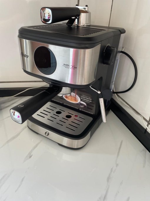 Cafeteira Espresso Digital Oster 220V + Frete Grátis