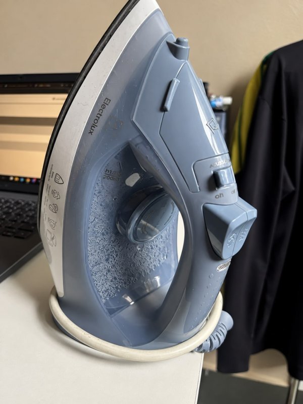 Ferro Passar Roupa Electrolux A Vapor E Seco Vapor Vertical Cor Azul 110v