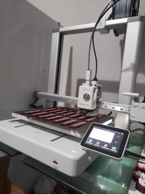 Impressora 3D Bambu Lab A1 FDM Sem AMS - Kit com Porta-Resíduos, Espátula e Chaves de Manutenção + Frete Grátis