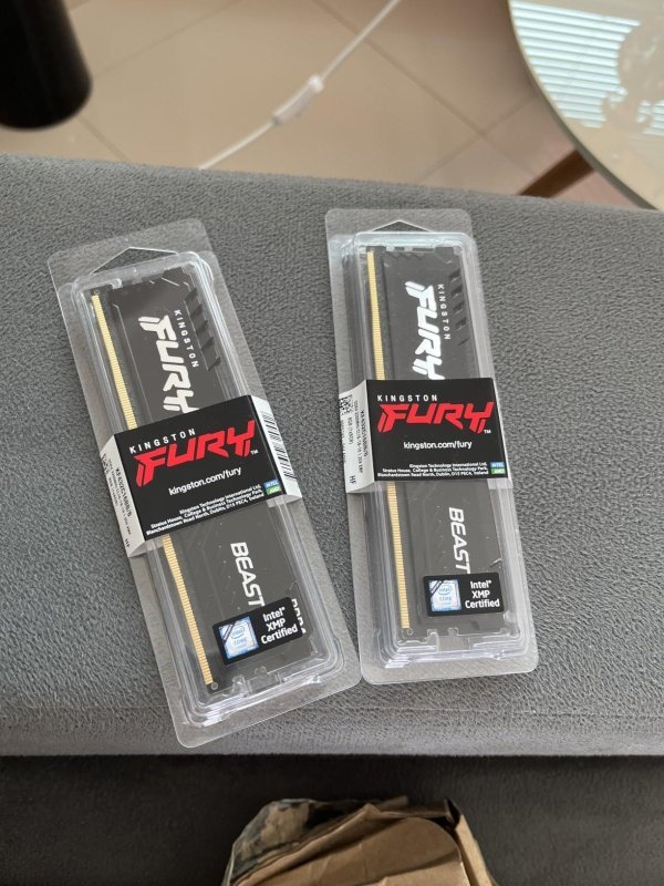 Kit de memórias Kingston, KF432C16BBK2/16 - 16GB (2 x 8GB) DIMM DDR4 3200Mhz FURY Beast Black