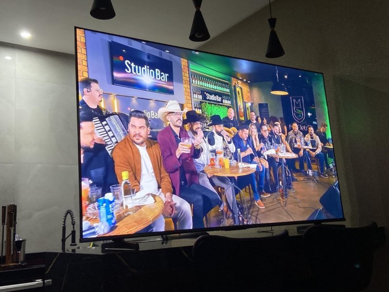Hisense Smart TV UHD 4K Hi-QLED 75" Polegadas 75Q6QV