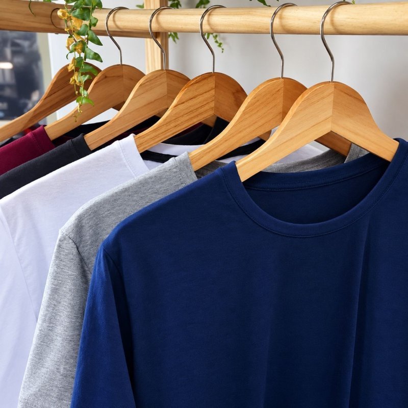 Kit 5 Camisetas Básicas Slim (P ao GG)
