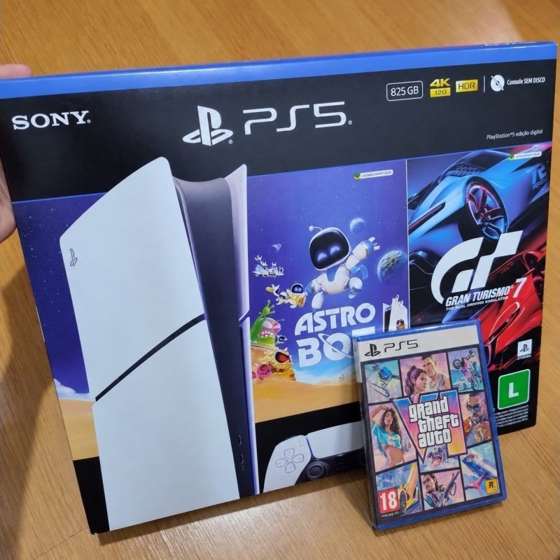 Bundle GTA VI + PlayStation 5 Slim + Astro Bot e Gran Turismo 7