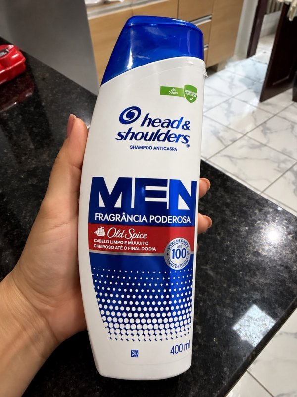 Head & Shoulders Shampoo Anticaspa Fragrância Poderosa Old Spice 400 ml