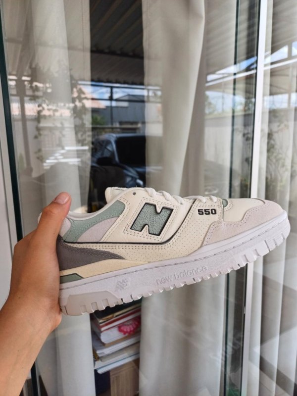 Tênis New Balance 550 Feminino + Frete Grátis