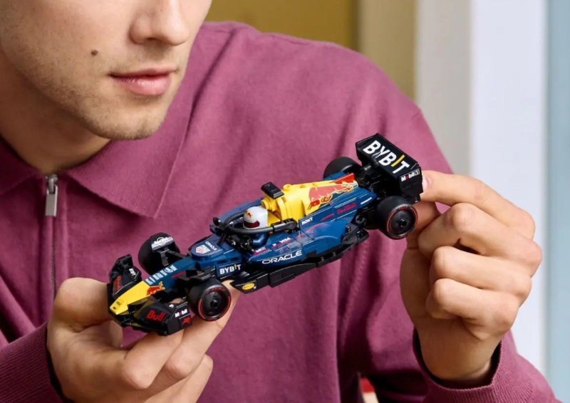 LEGO Speed - Oracle Red Bull Racing RB20 F1 #77243 (251 Peças)