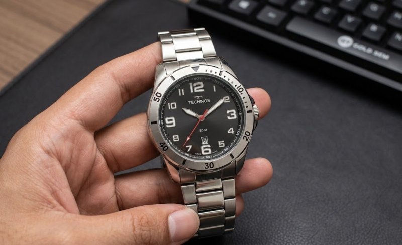 Relógio Technos Masculino 2115MYK/1P 45 Milímetros Prata Todo em Aço Inoxidável