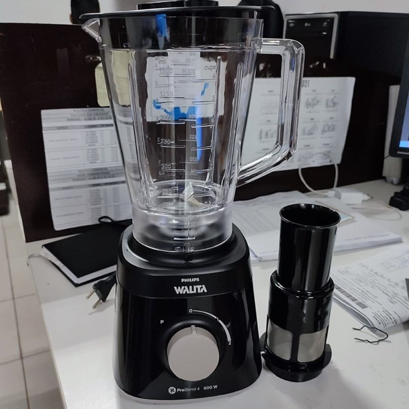 Liquidificador Philips Walita Daily Jarra San 2L 600W 220v