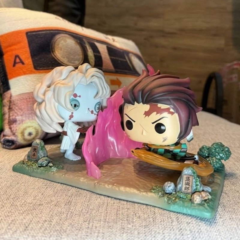 Funko Pop! Moment: Demon Slayer - Tanjiro vs. Rui