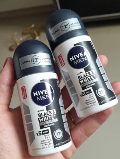 NIVEA MEN Desodorante Antitranspirante Roll On Invisible Black & White 50ml