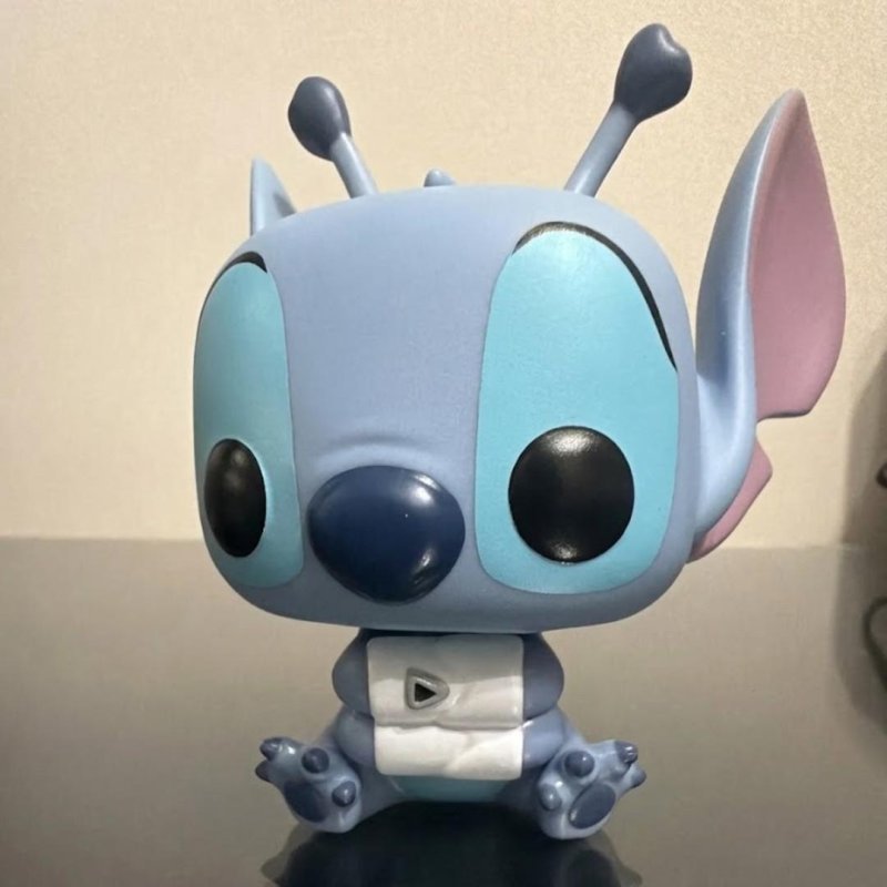 Boneco Funko Pop! Disney Lilo & Stitch - Stitch Nas Algemas