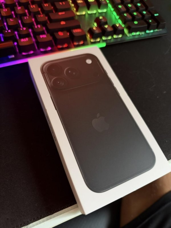 Apple iPhone 18 Pro (256GB) (Preto) + Frete Grátis