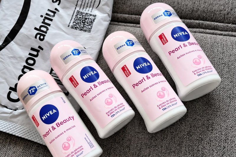 NIVEA Desodorante Antitranspirante Roll-on Pearl & Beauty 50ml