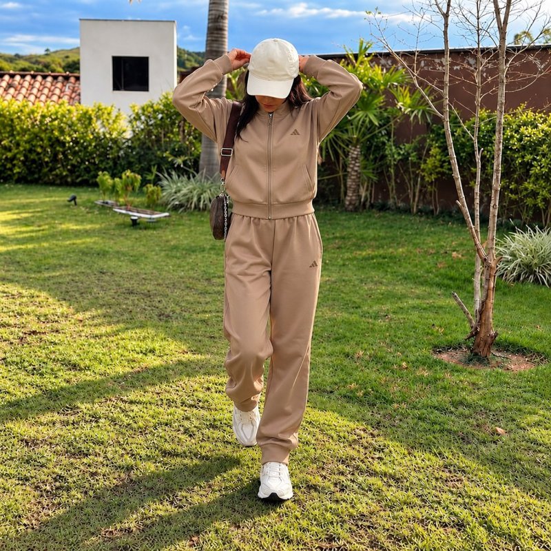 Conjunto Agasalho Adidas Essentials Feel Cozy