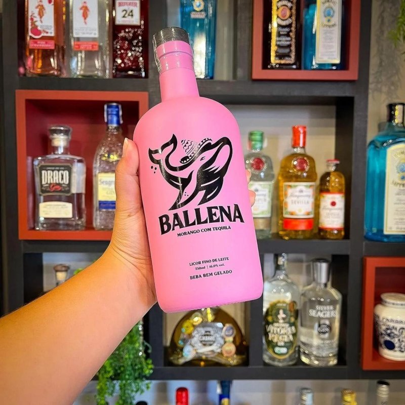 Licor Ballena Morango 750ml