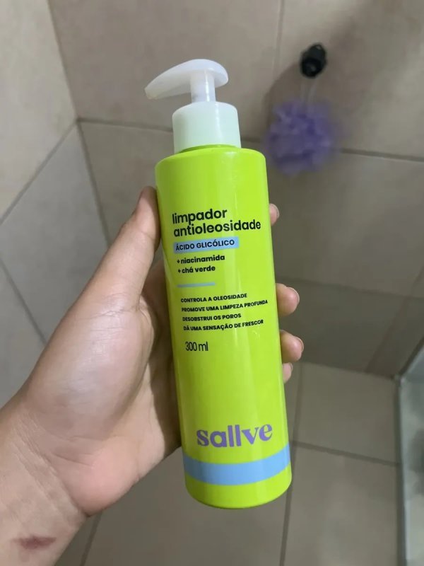 Limpador Antioleosidade Sallve com Niacinamida 300ml